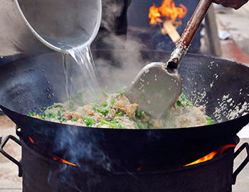 【建發(fā)·半山御園2期】“回味兒時(shí)，大鼎家宴”燃情開(kāi)席